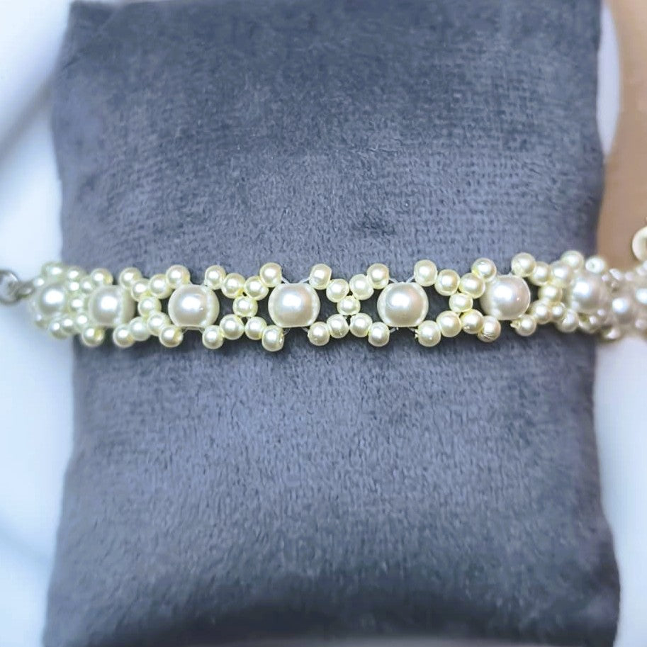 Pearl Glow Bracelet