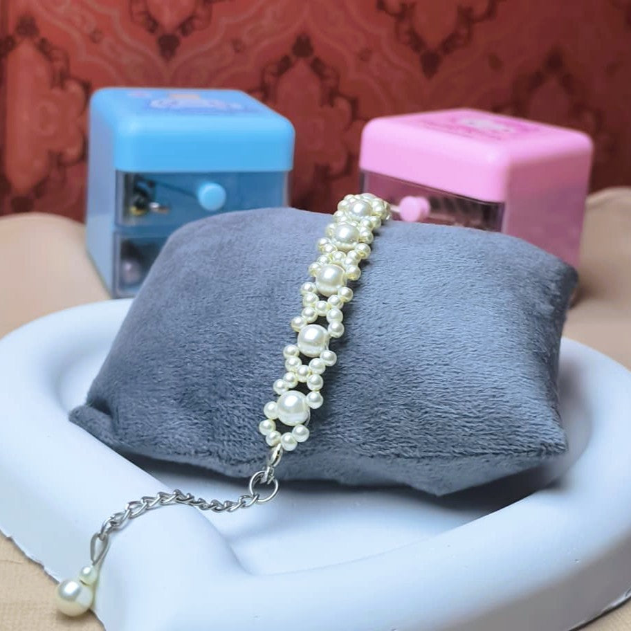 Pearl Glow Bracelet