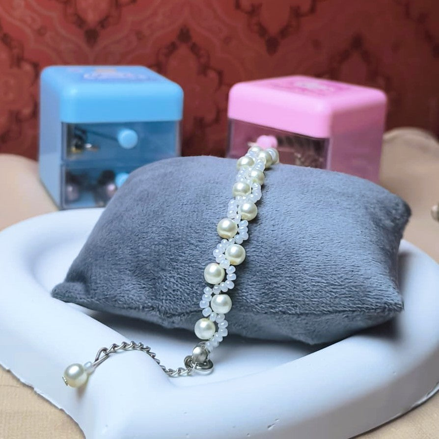 Pearl Glow Bracelet