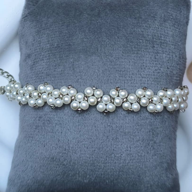 Pearl Glow Bracelet